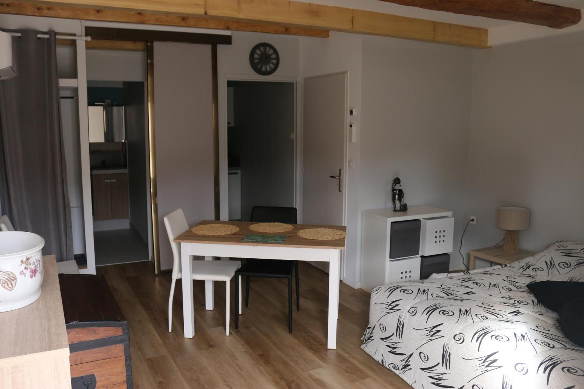L'Autan Sage Acomodação com café da manhã Montgeard Exterior foto